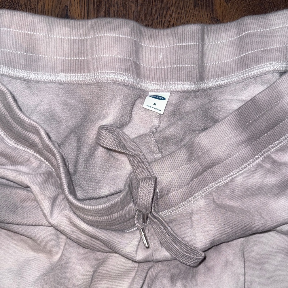 Old Navy Women's Tie-Dye Joggers - Picture 4 of 4